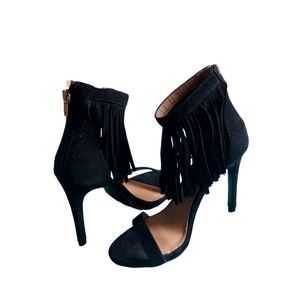 Steve Madden fringe heels sz 7 in black